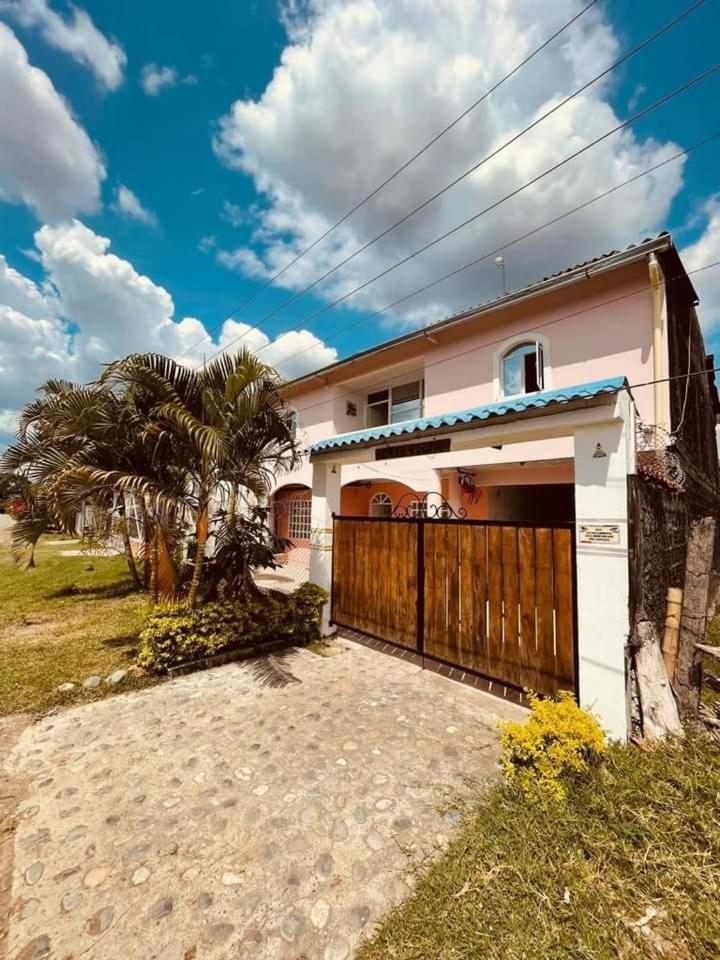 Hotel Real Palace Tulua Bagian luar foto
