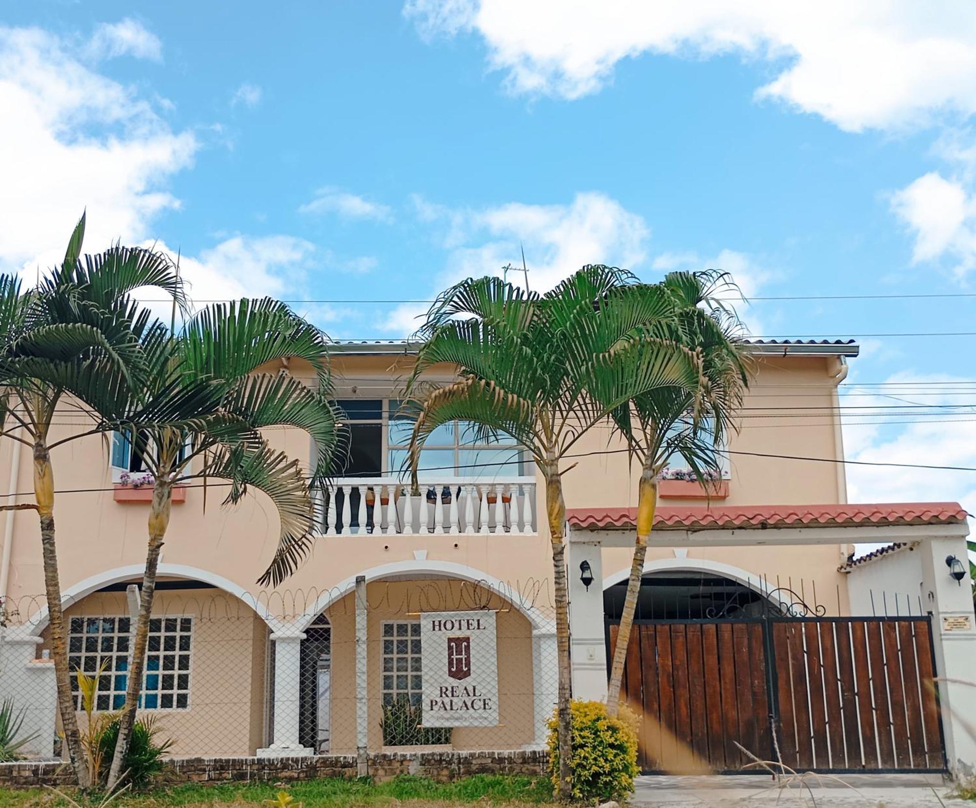 Hotel Real Palace Tulua Bagian luar foto